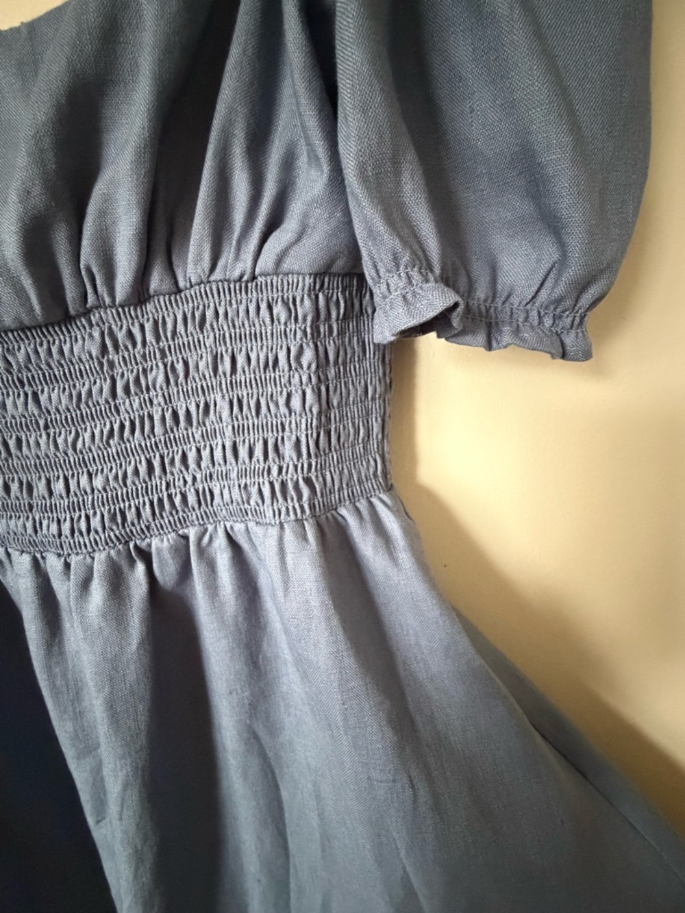 NEW Reformation Adler Linen Midi Smocked Puff Sleeve Dress Cornflower Blue US 2 - Picture 11 of 14
